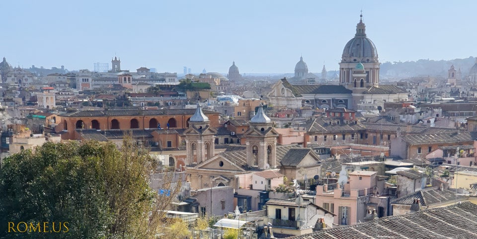 Blick auf Rom von der Aussichtsplattform der Borghese-Gärten