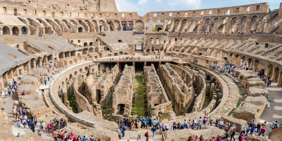 Arena des Kolosseums in Rom